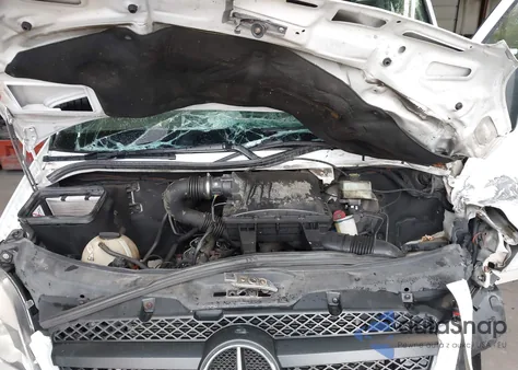 2011 Mercedes-Benz Sprinter 2500 High Roof from USA, damaged, VIN WD3PE8CBXB5609642